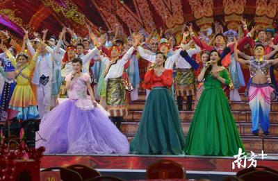 點贊！大鵬本土音樂人鄭海燕壓軸亮相央視元宵晚會 點亮文藝創作新火花